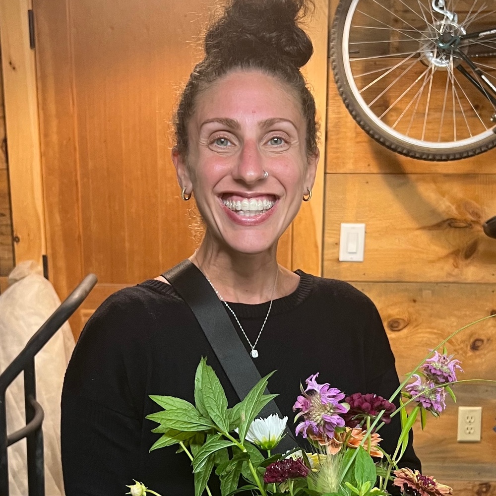 Meet your Posher, Shoshana